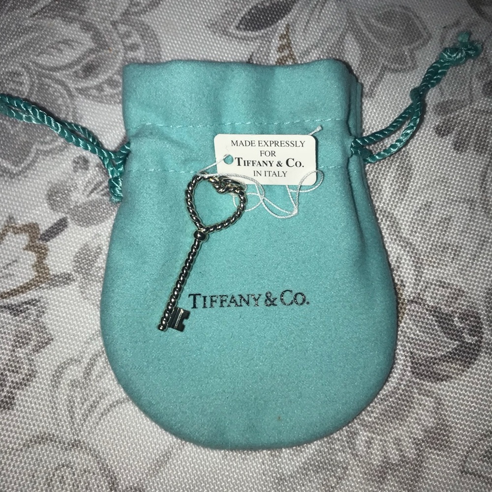 Tiffany & Co Twist Heart Key Pendant